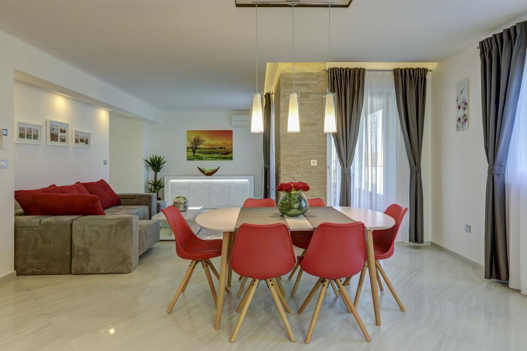 Viras Luxury Holiday Premantura Luaran gambar